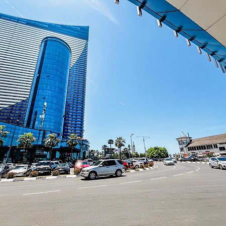 Luxury Batumi Hotel Екстериор снимка