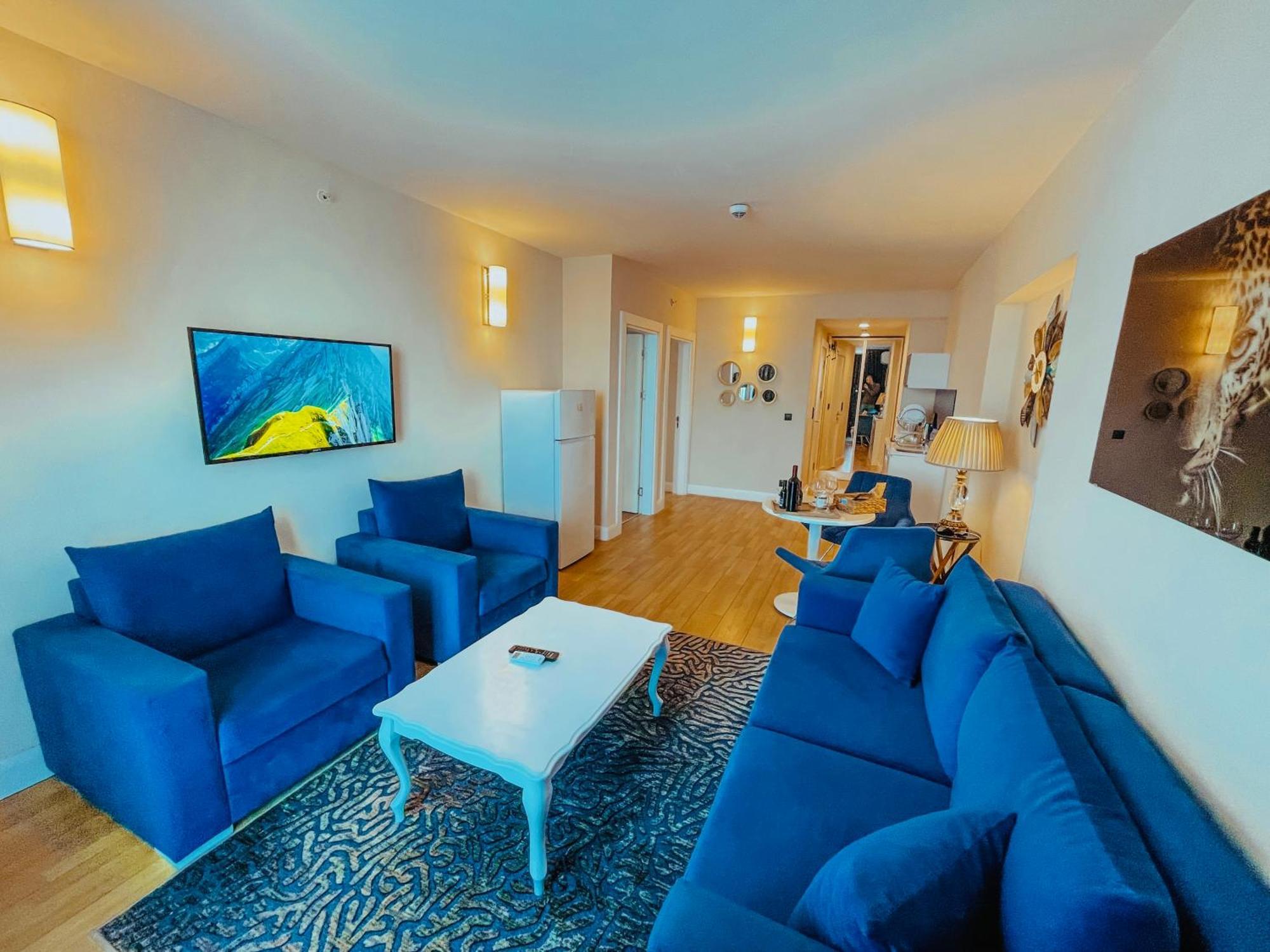 Luxury Batumi Hotel Екстериор снимка