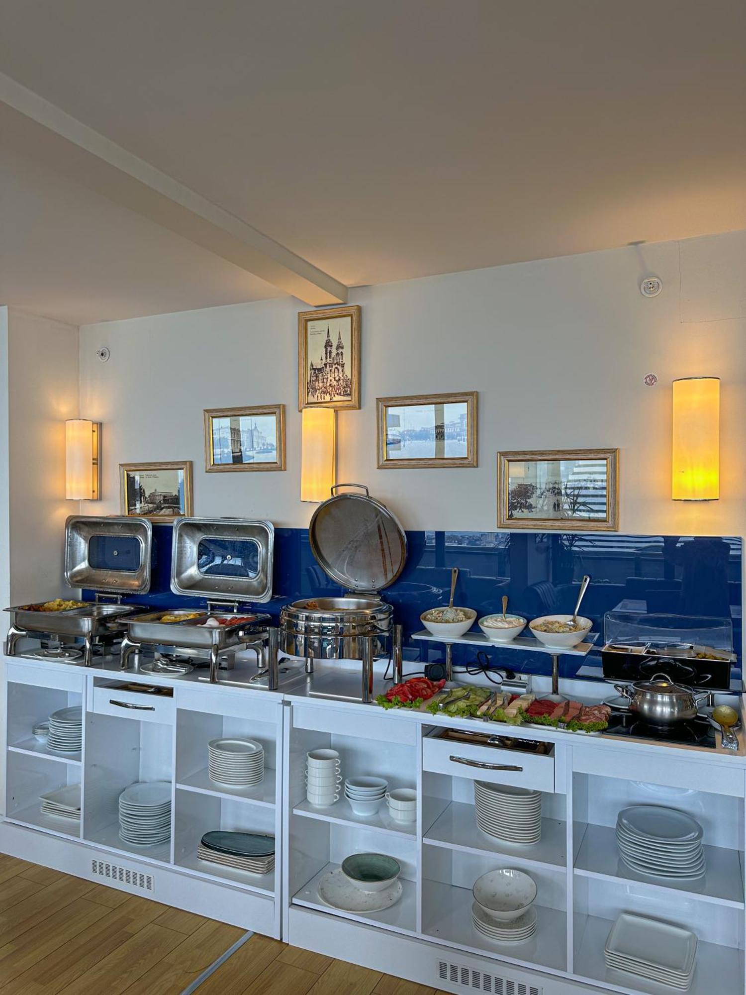 Luxury Batumi Hotel Екстериор снимка