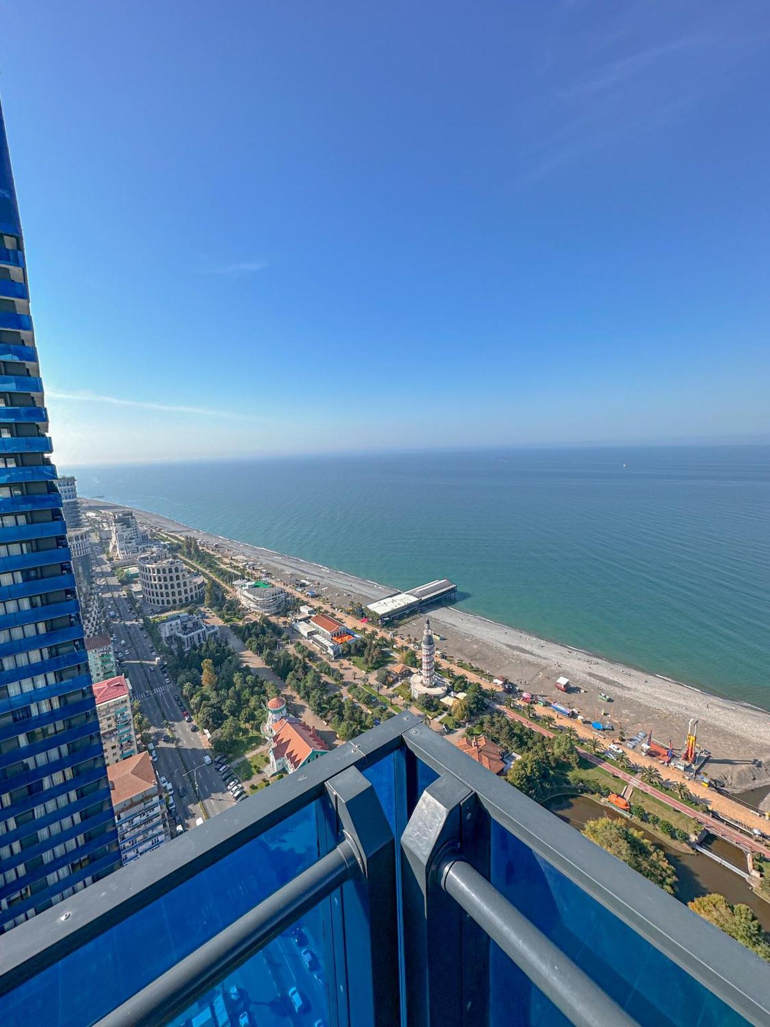 Luxury Batumi Hotel Екстериор снимка