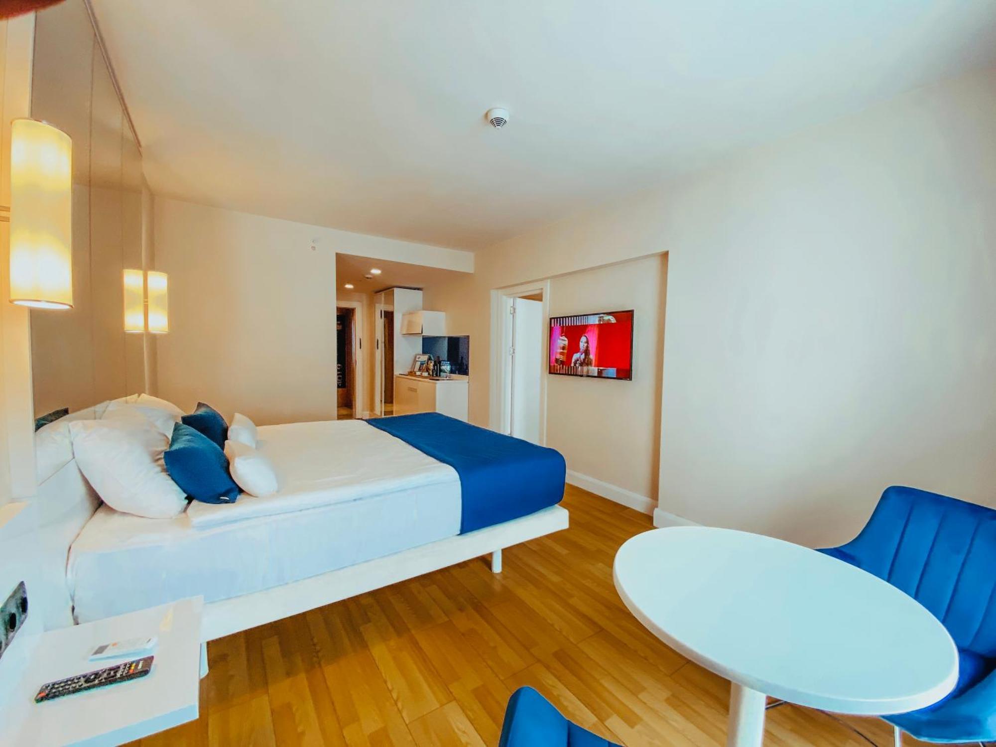 Luxury Batumi Hotel Екстериор снимка