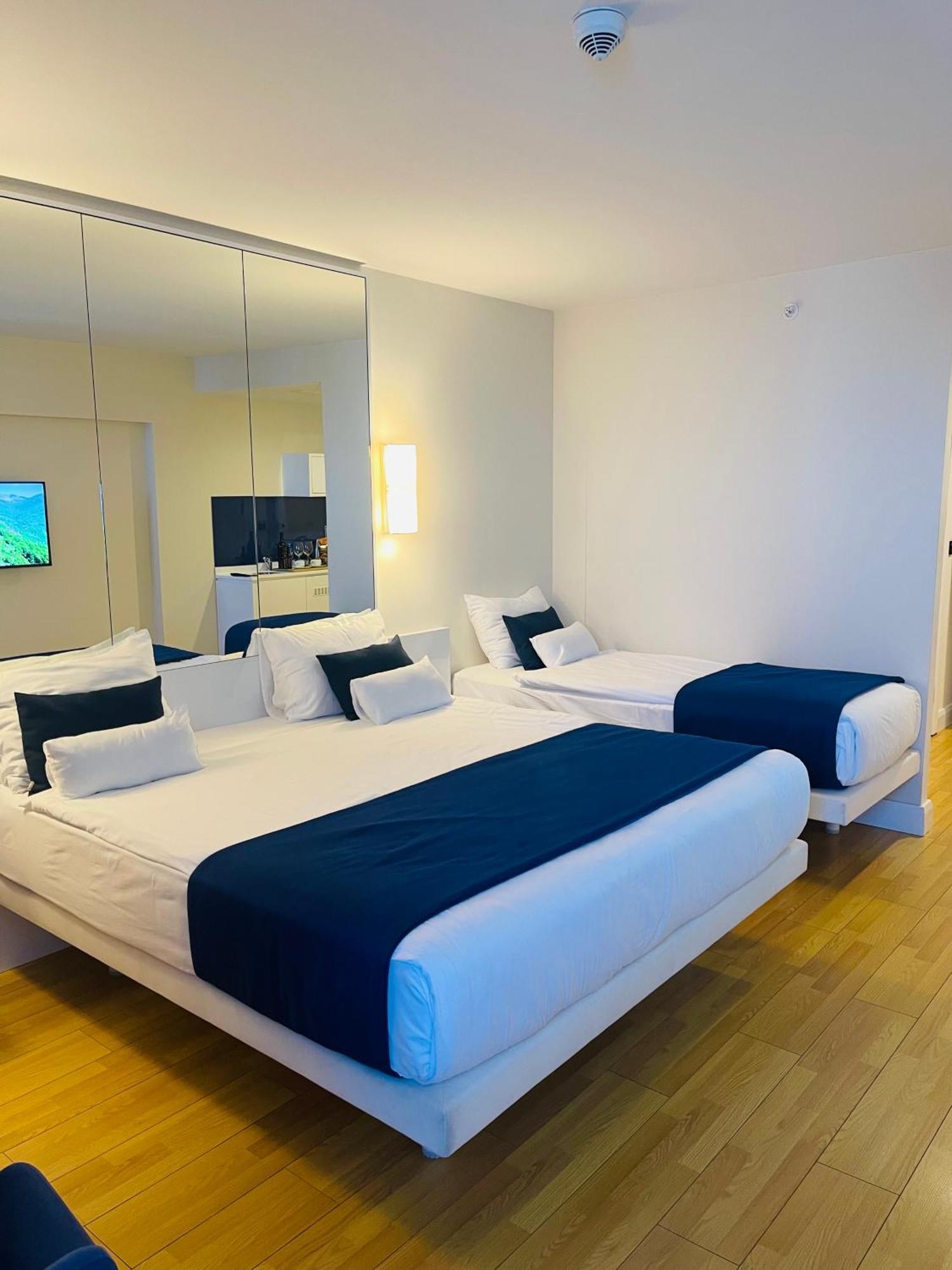 Luxury Batumi Hotel Екстериор снимка