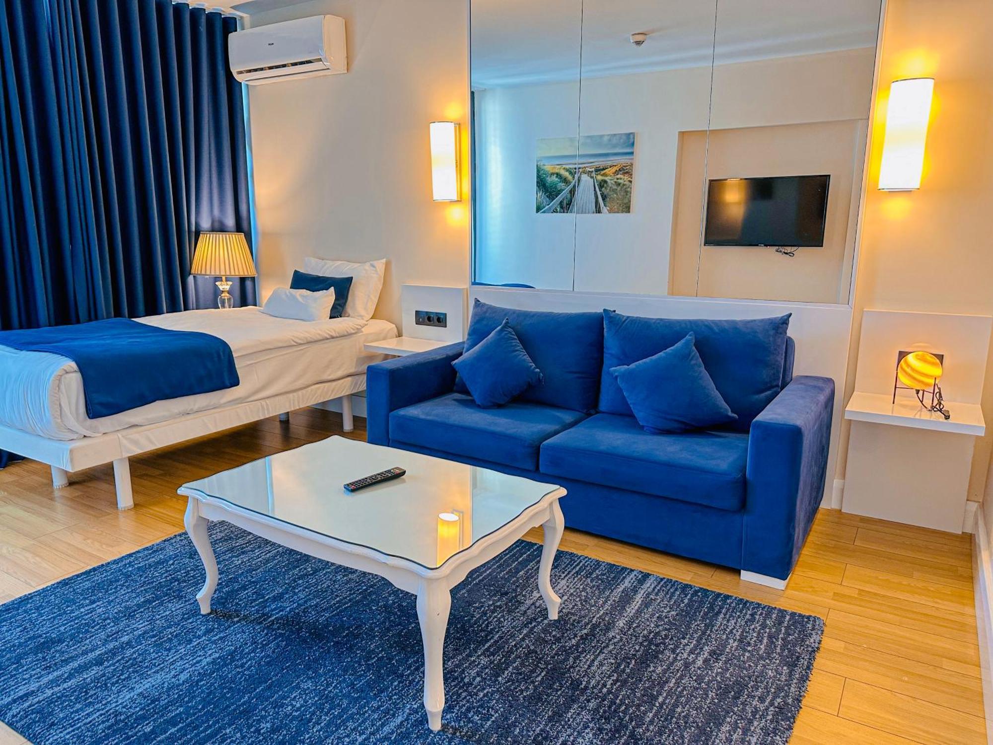 Luxury Batumi Hotel Екстериор снимка