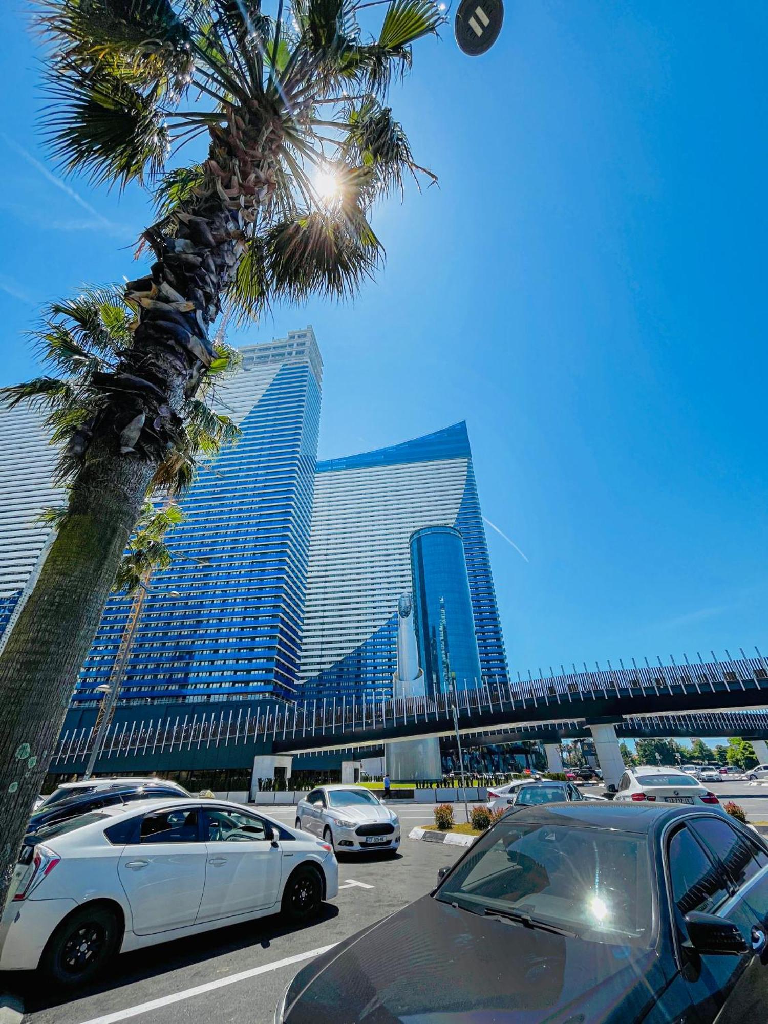 Luxury Batumi Hotel Екстериор снимка