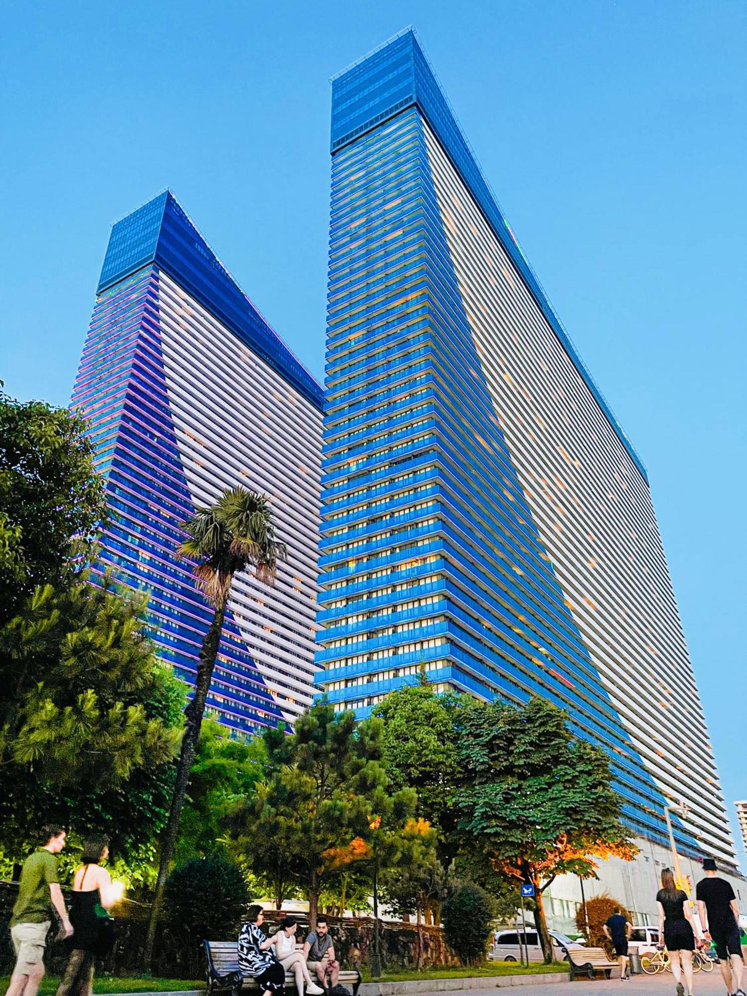 Luxury Batumi Hotel Екстериор снимка
